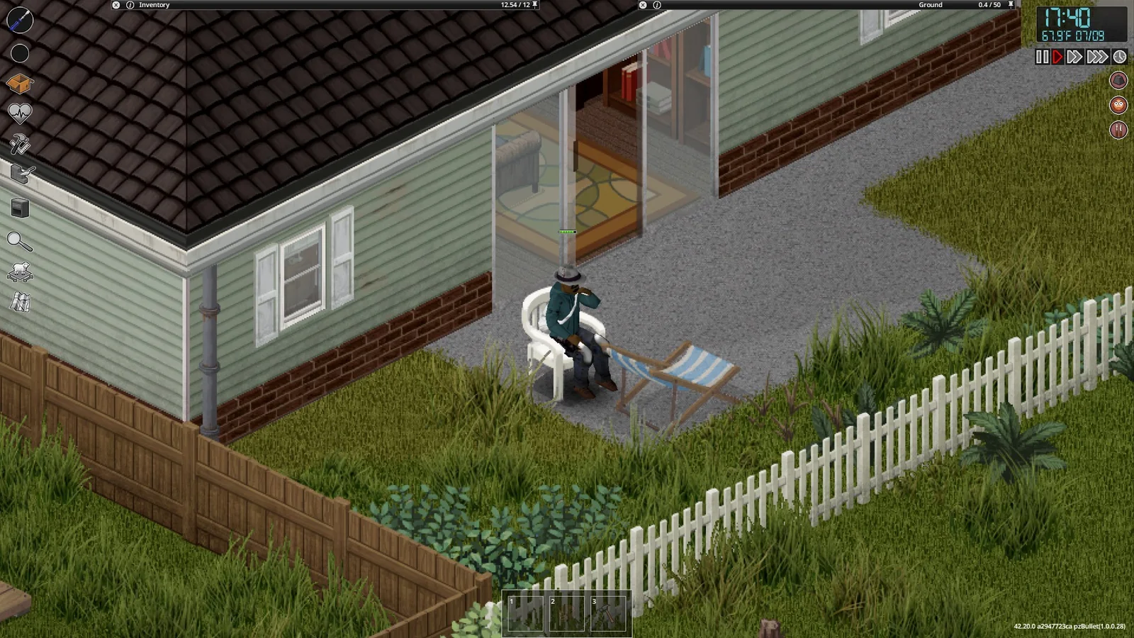 Выживший во дворе дома в Project Zomboid Build 42